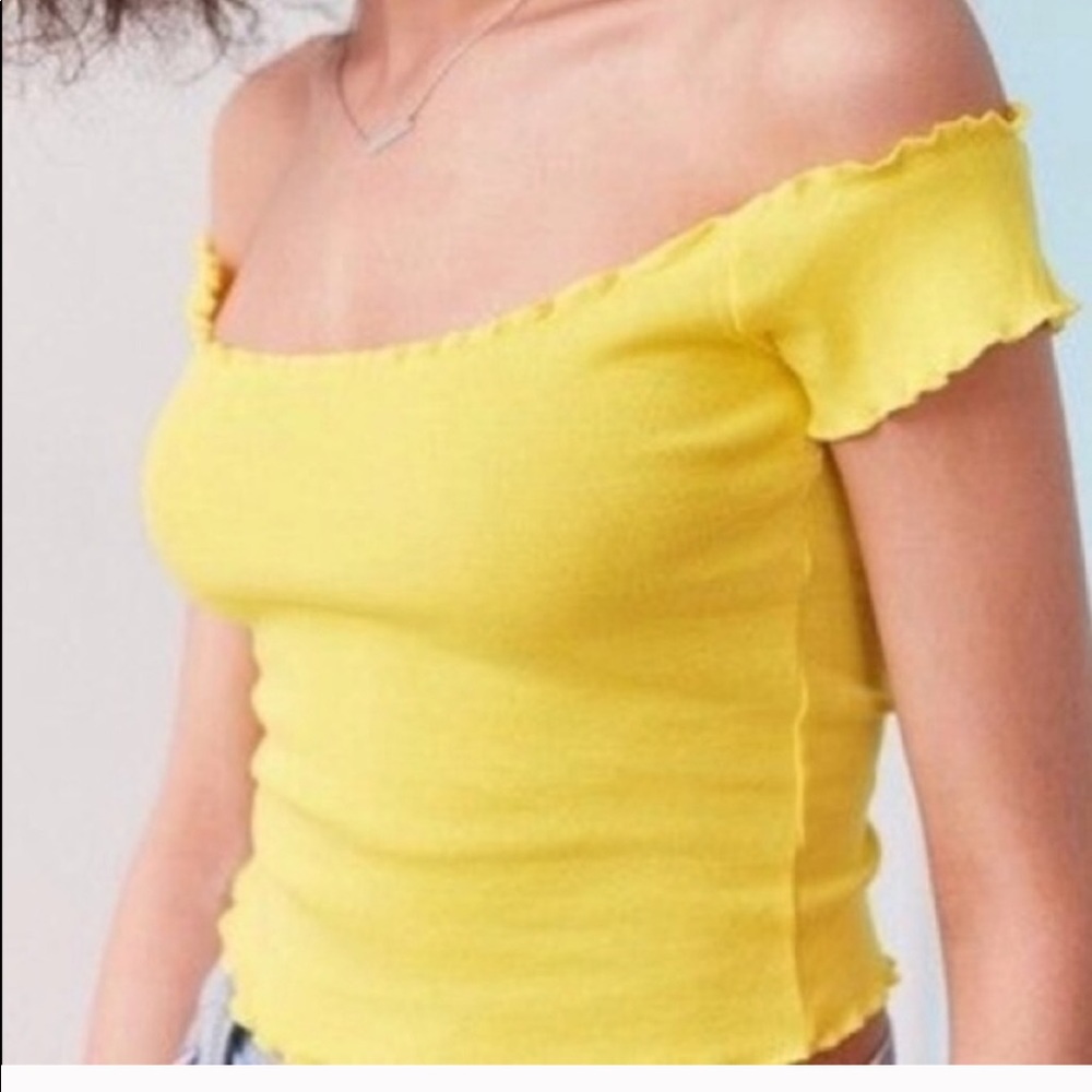 Urban Outfitters Crop Lettuce Edge Top